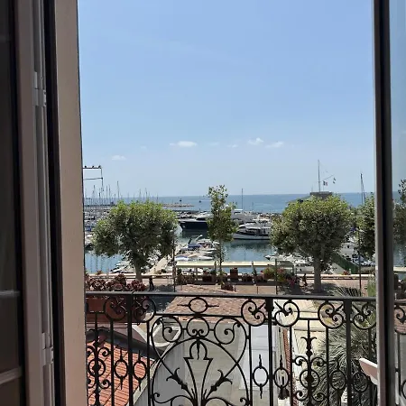 Azurenting - Pavillon De La *